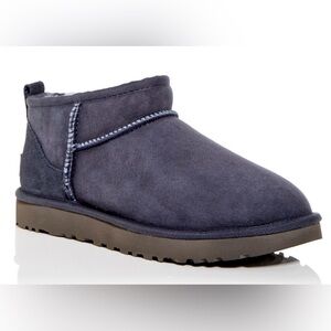 NIB UGG® Women's Classic Ultra Mini Shearling Booties